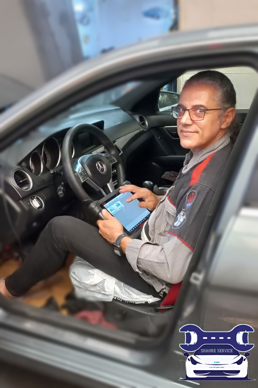 محمد یاسر میر عمادی متخصص برق و نرم افزار خودرو
